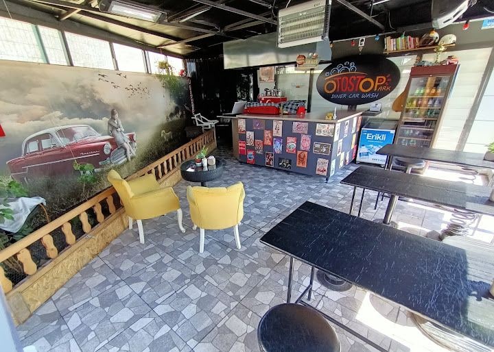 Otostop Park Diner Car Wash