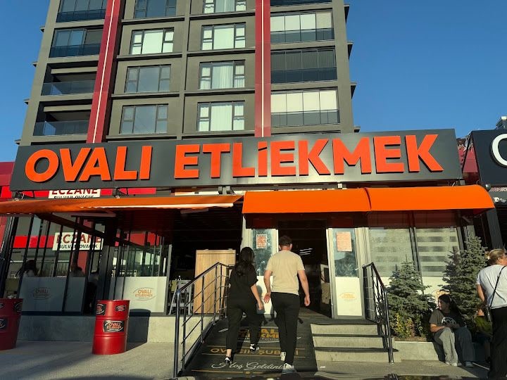 Ovalı Etliekmek Ovacık