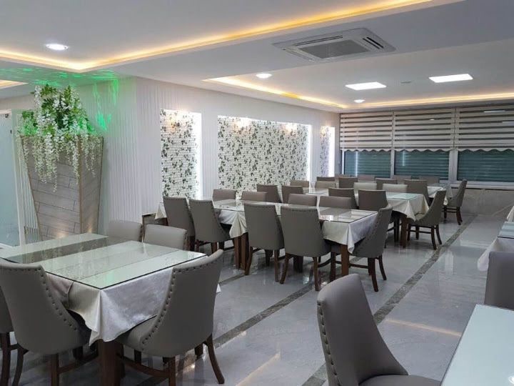 Öz Adana Patlıcan Kebap Salonu