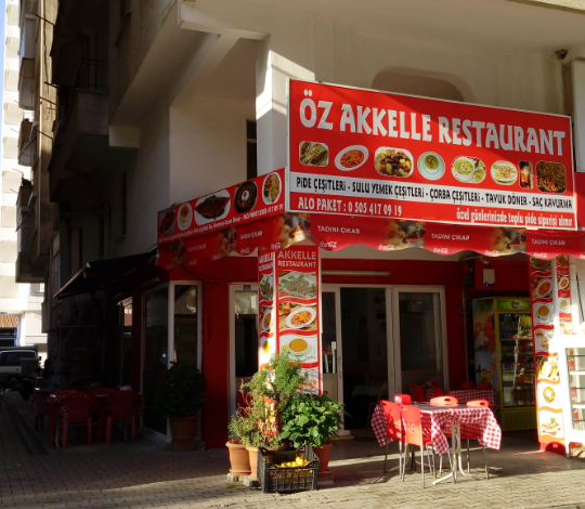 Öz Akkelle Pide