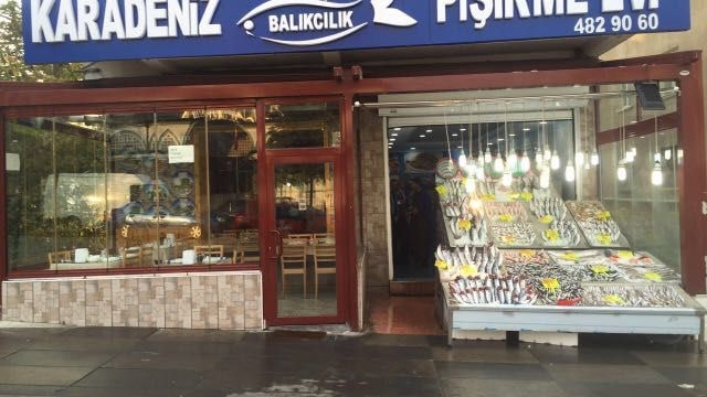 Öz Karadeniz Balık Pişirme Evi