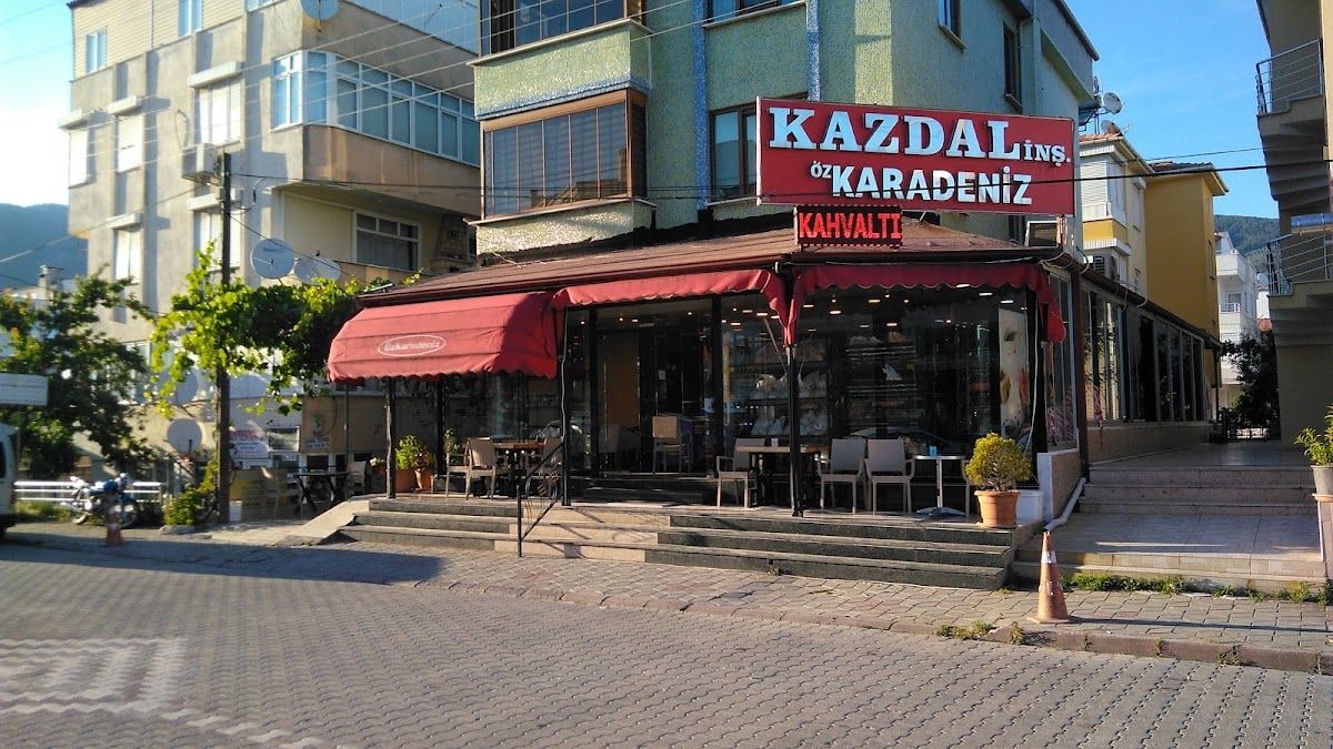 Öz Karadeniz Unlu Mamuller Altinoluk
