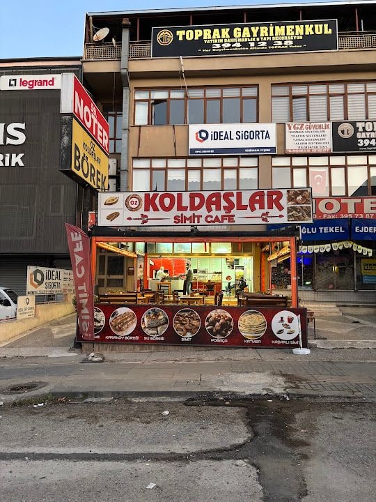 Öz Koldaşlar Simit Cafe