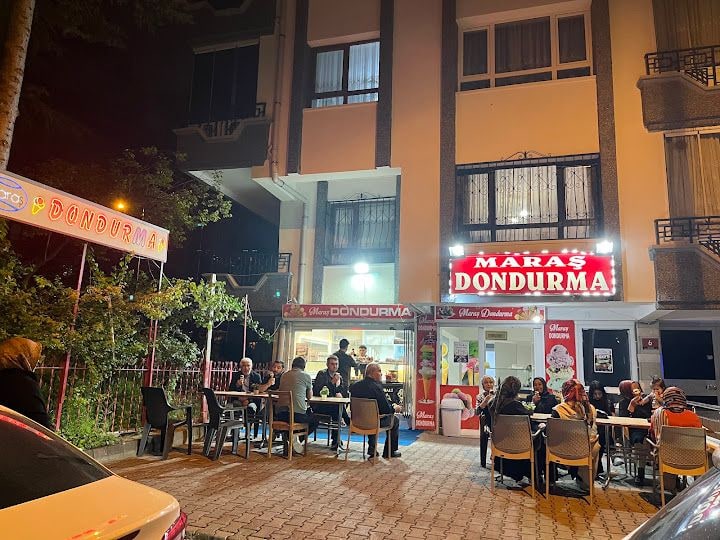 Öz Maraş Dondurma & Çiğköfte