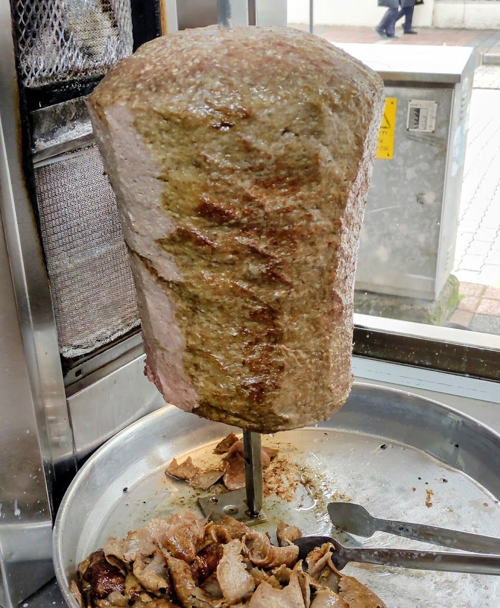 Özay Döner