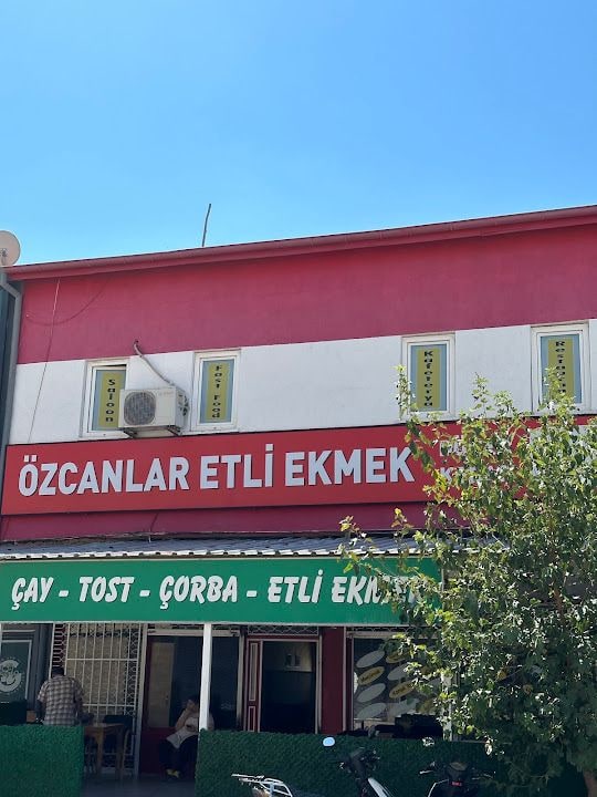 ÖZCANLAR ETLİEKMEK