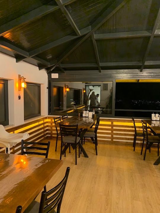 Özhan Restaurant