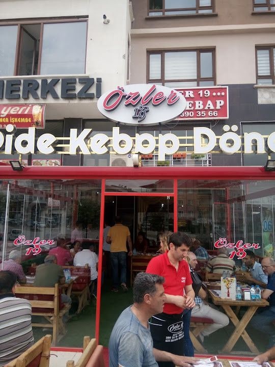 Özler 19 Pide Kebap