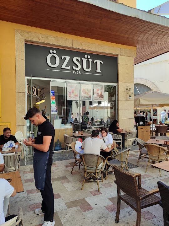ÖZSÜT CAFE FORUM AYDIN