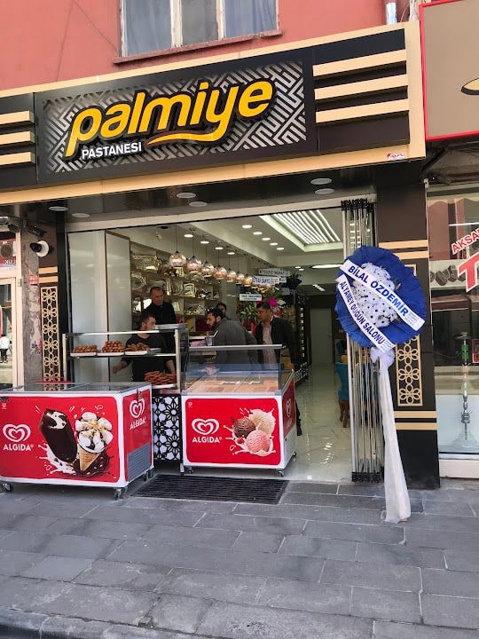 Palmiye Pastanesi