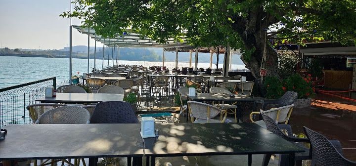 Panaroma Lake Restaurant
