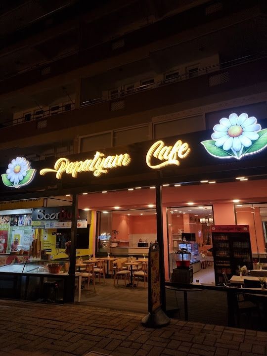 Papatyam Cafe