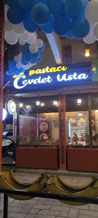 Pastaci Cevdet Usta