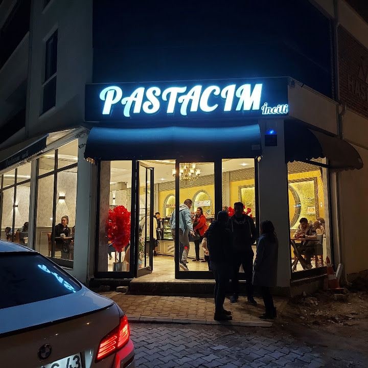 Pastacım