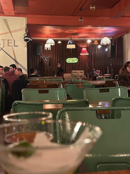 Pastel Pub