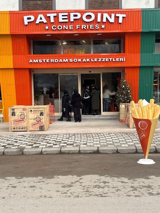 Patepoint Amsterdam Sokak Lezzetleri Külahta Patates Kızartma