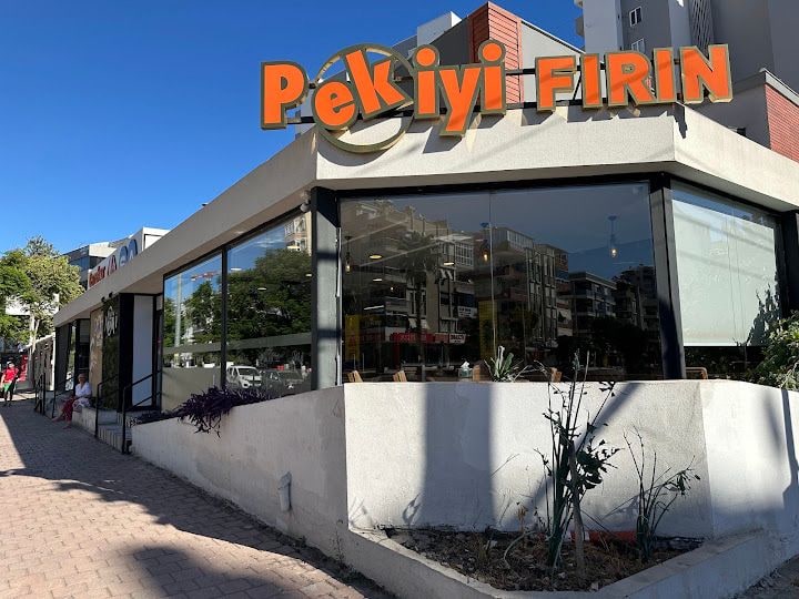 Pekiyi unlu mamulleri