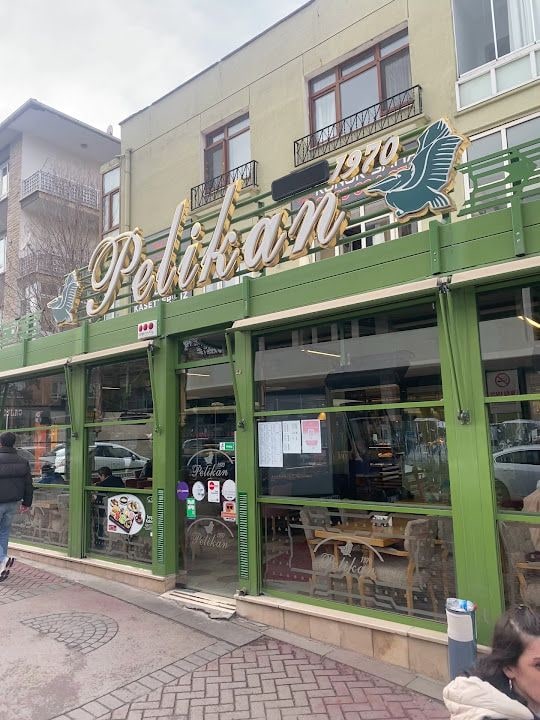 Pelikan Pastanesi