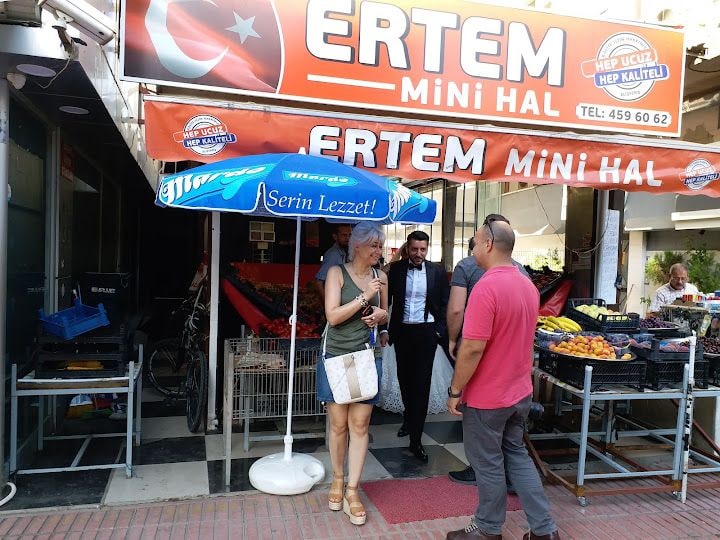 Penguen Cafe