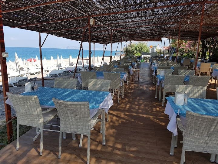 Perle Beach Restaurant