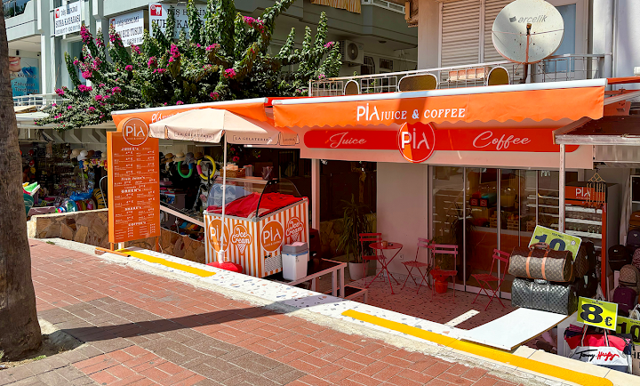 Pia Juice & Coffee