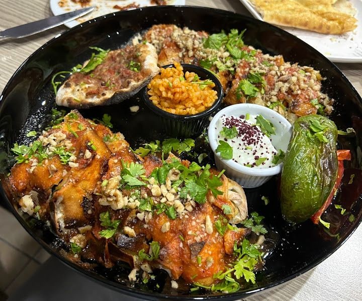 Pidecim Tanju Usta