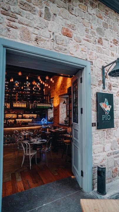 Pio Gastro Bar & Bistro