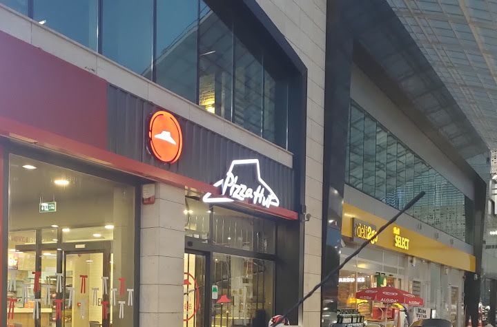Pizza Hut