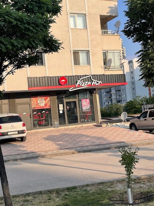 Pizza Hut