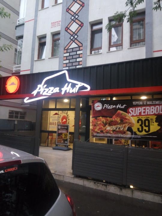 Pizza Hut