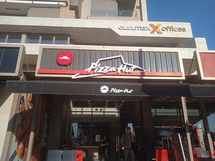 Pizza Hut