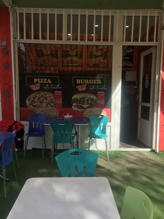 Pizza Mina