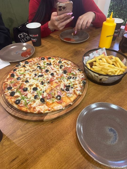 Pizza Time Lara