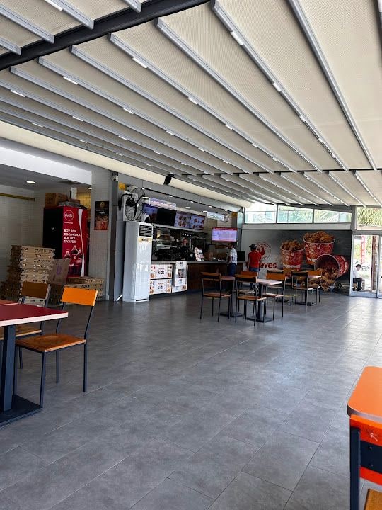Popeyes - Aliya İzzet Begoviç