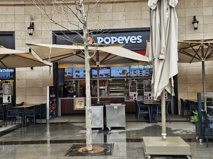 Popeyes - The Land Of Legends Avm