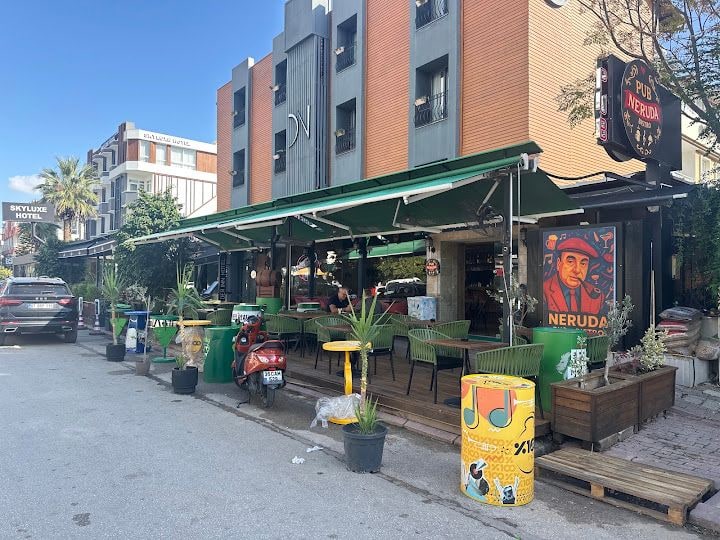 Pub Neruda