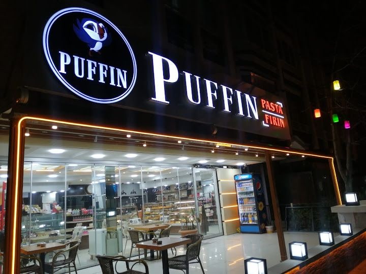 Puffin Pastane Cafe