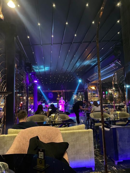 Q Club & Lounge
