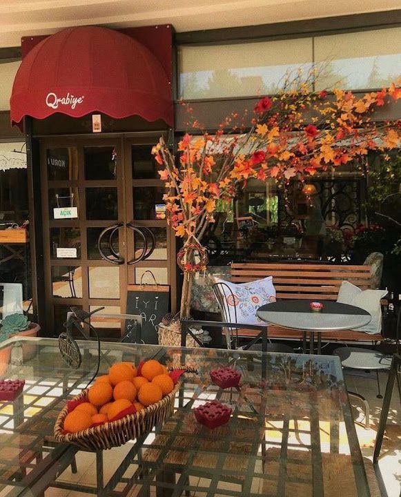 Qrabiye Boutique Patisserie