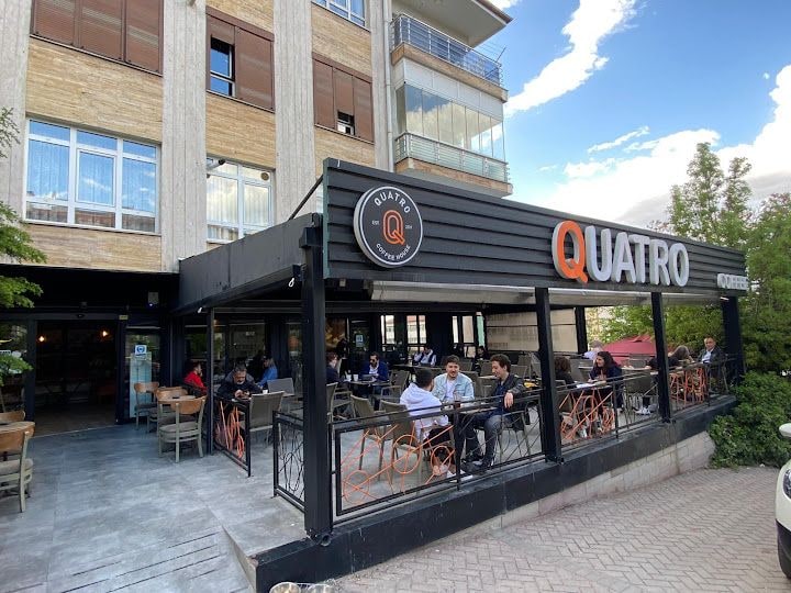 Quatro Coffee House
