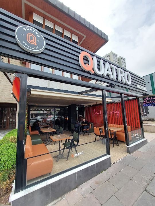 Quatro coffee house