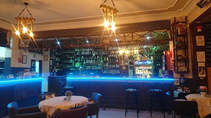 Queens Head Cafe