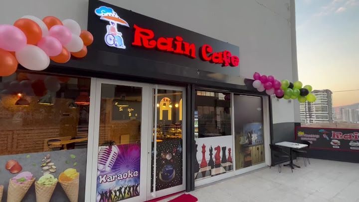 Rain Cafe