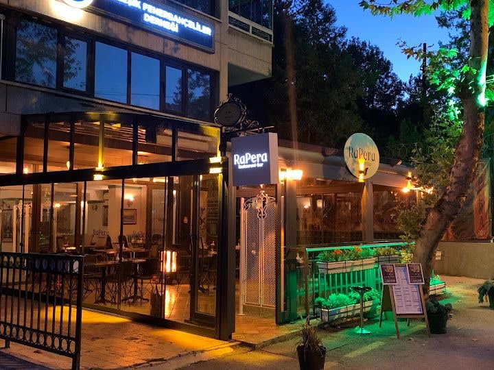 RAPERA RESTAURANT-BAR