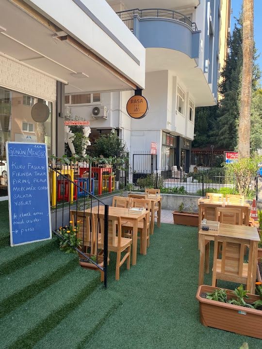 Raşa Cafe&Ev yapımı lezzetler
