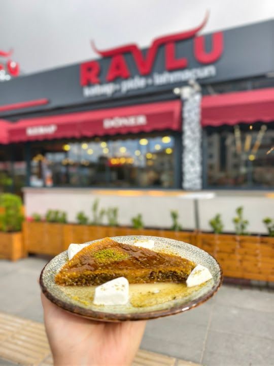 Ravlu Kebap