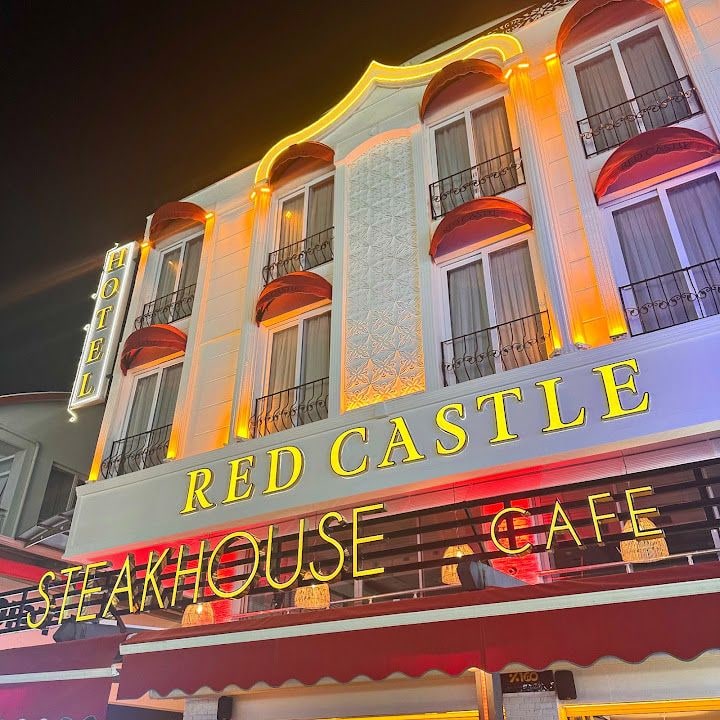 Red Castle Steakhouse & Bar