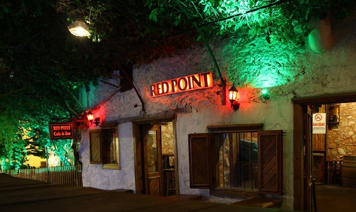 Red Point Cafe&bar