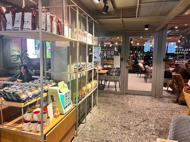 Reev Coffees Dedeman