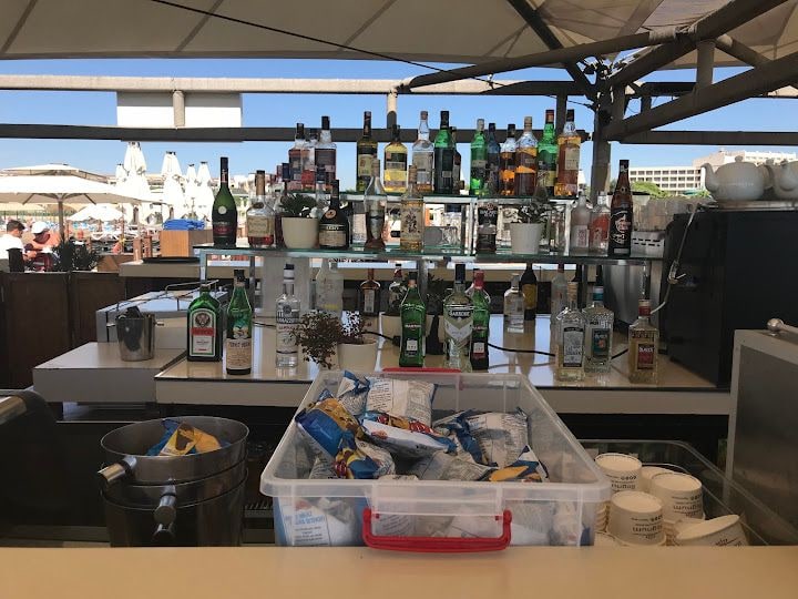 Regnum Harbour Beach Bar